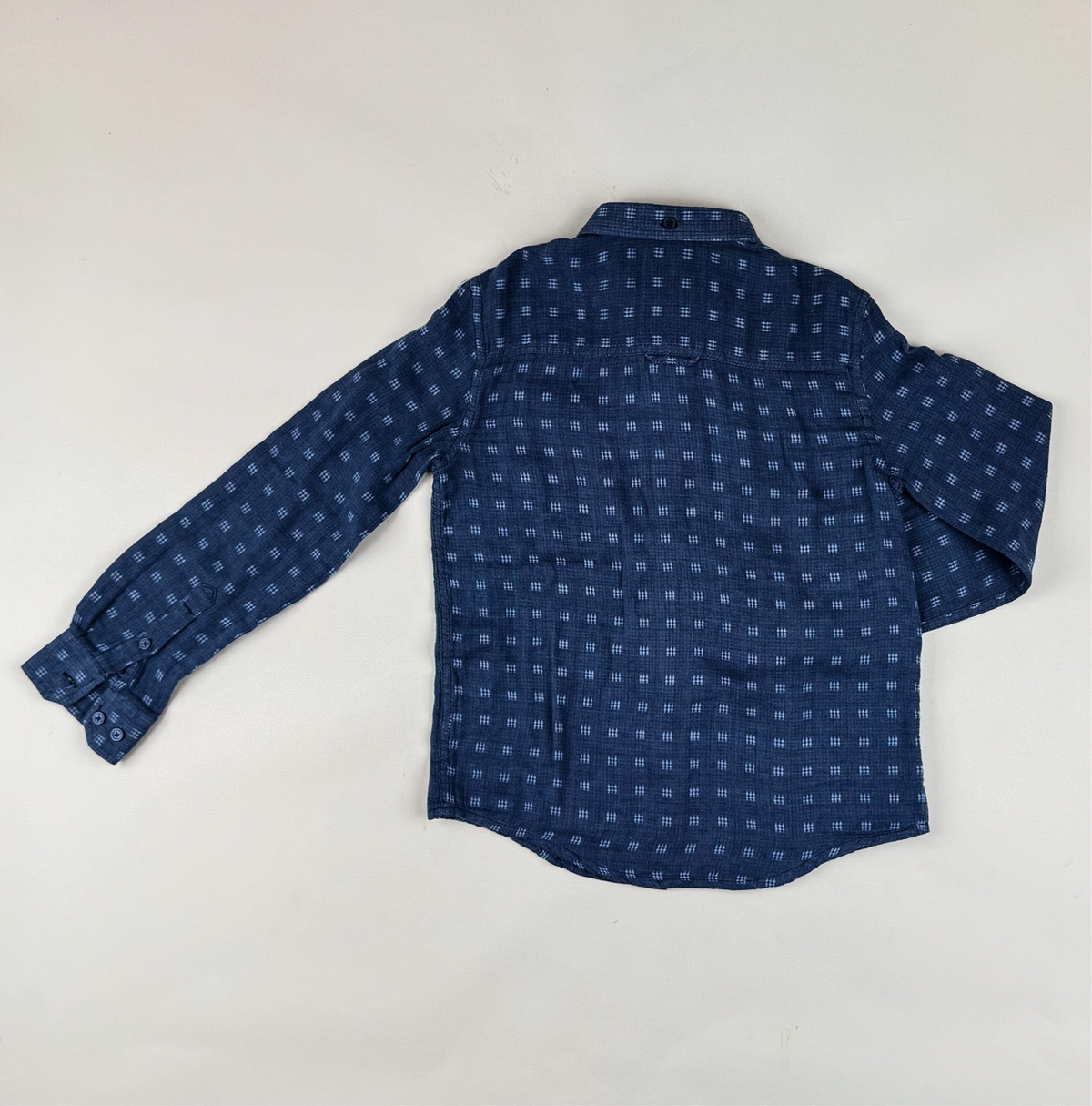 Long-sleeved Shirt