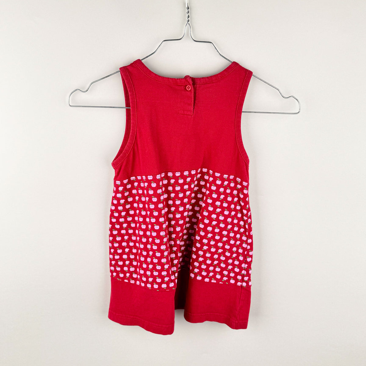 Dresss in red and pink