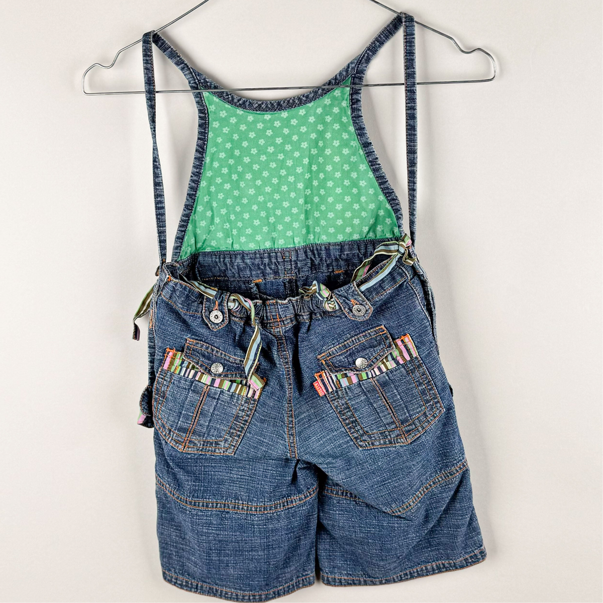 Shortalls, Overall in blue and red