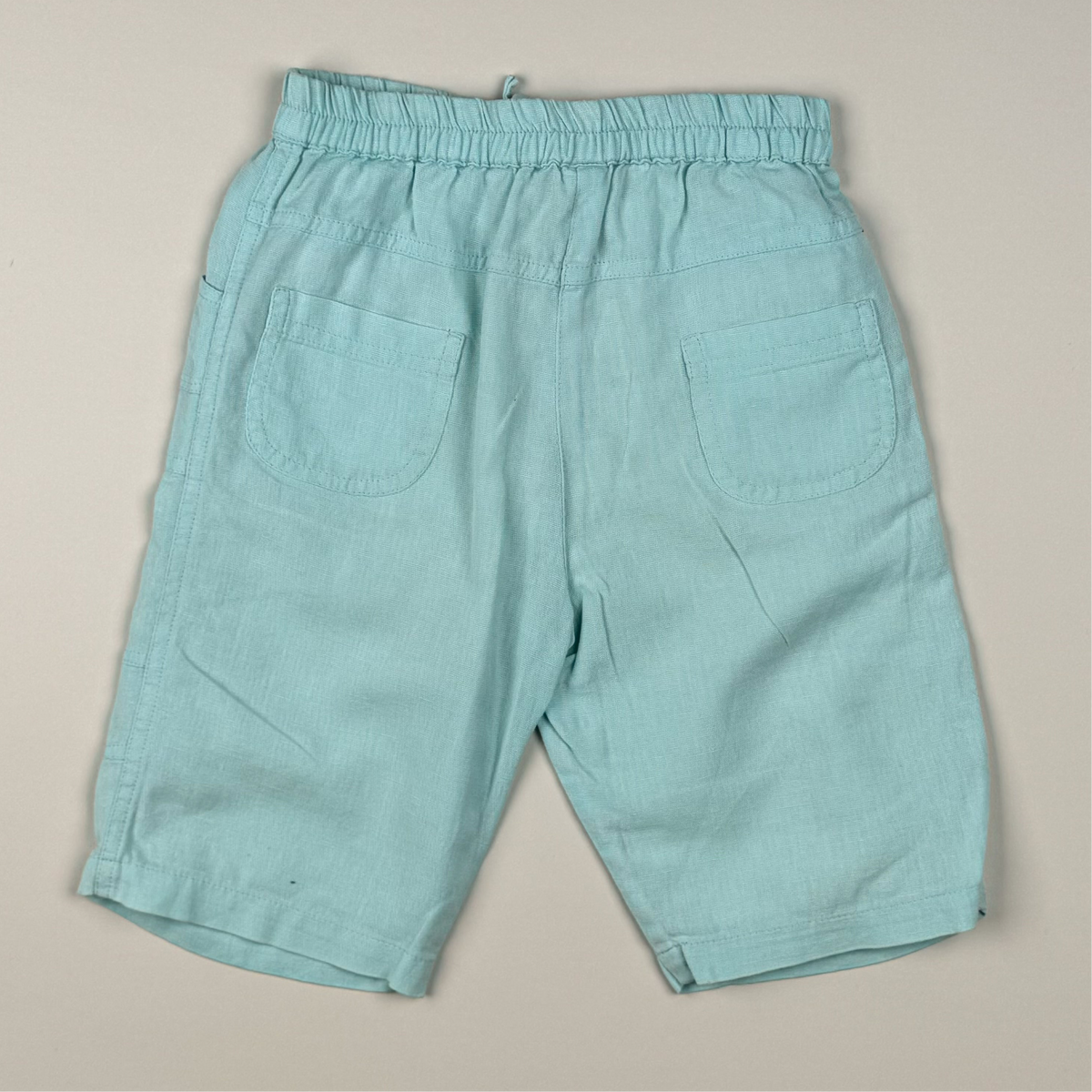 Short in blue