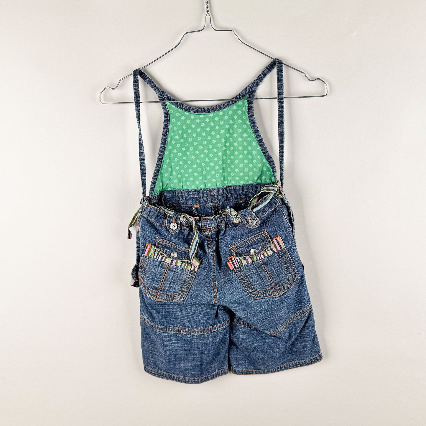 Shortalls, Overall in blue and red