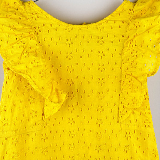 Dresss in yellow