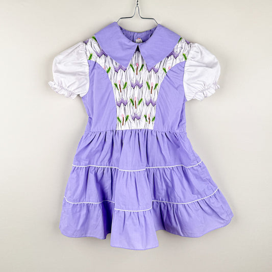 Dresss in purple and white and green