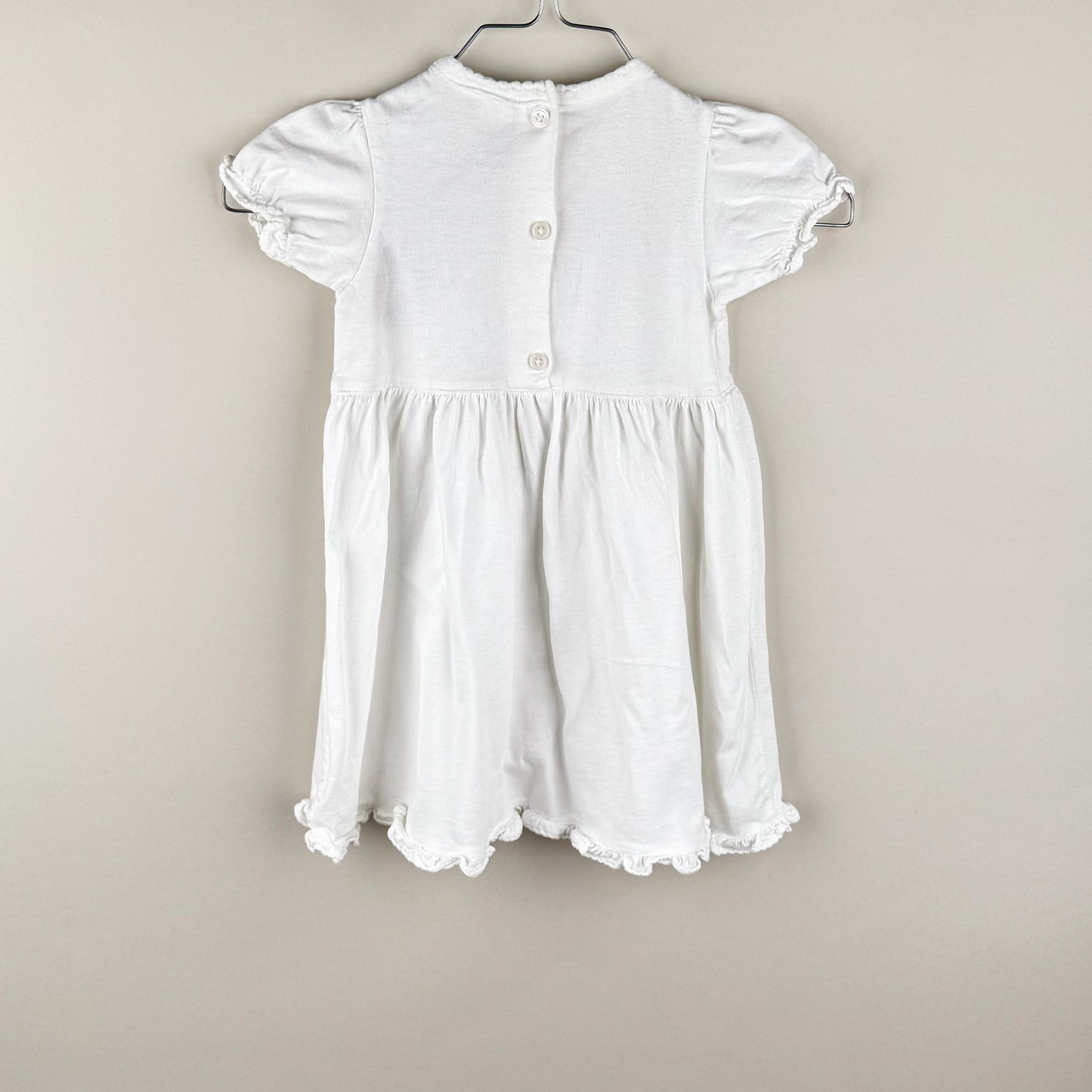 Dresss in white