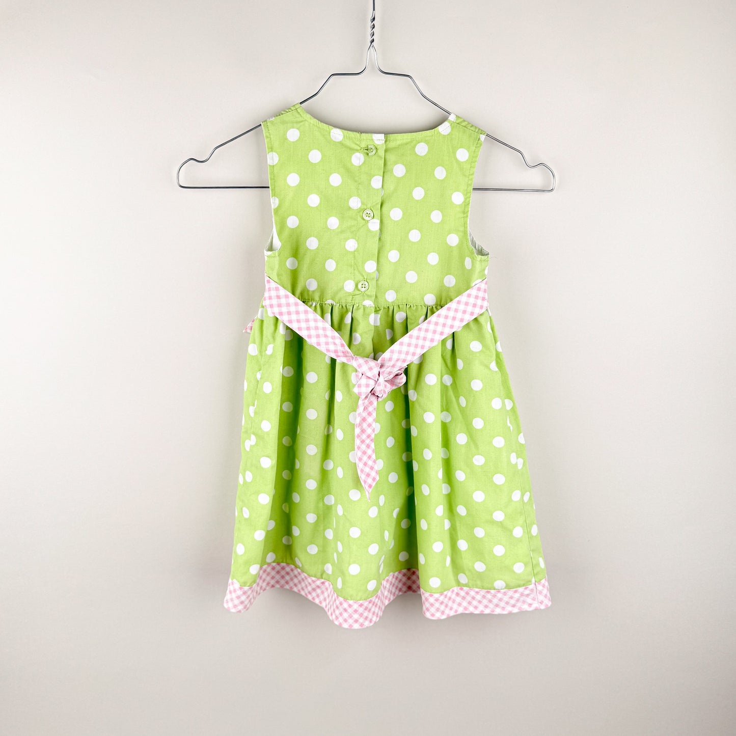 Dresss in green and white and pink