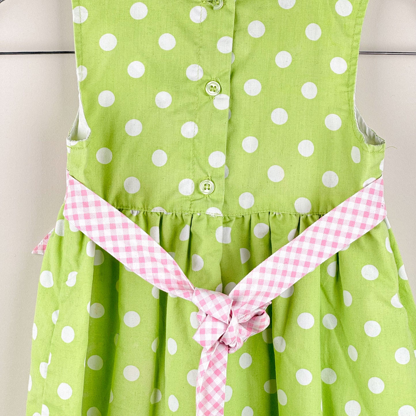 Dresss in green and white and pink