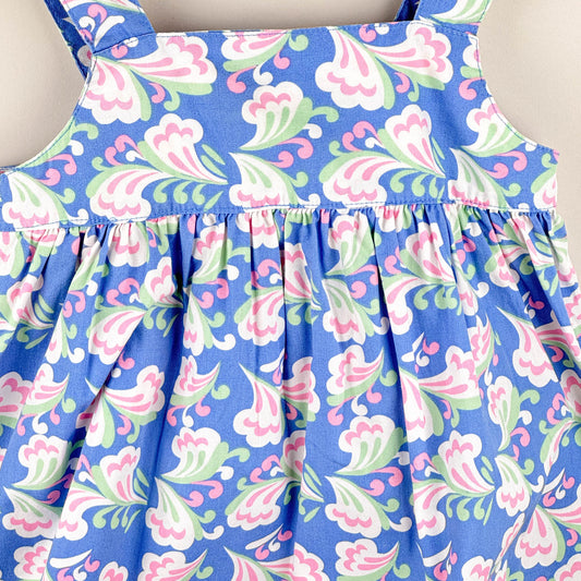 Dresss in blue and green and pink and white