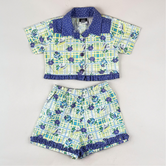 Colorful Vintage Set