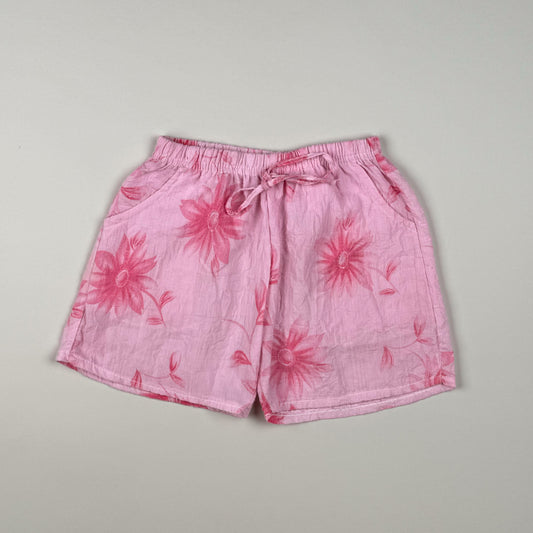 Short in pink