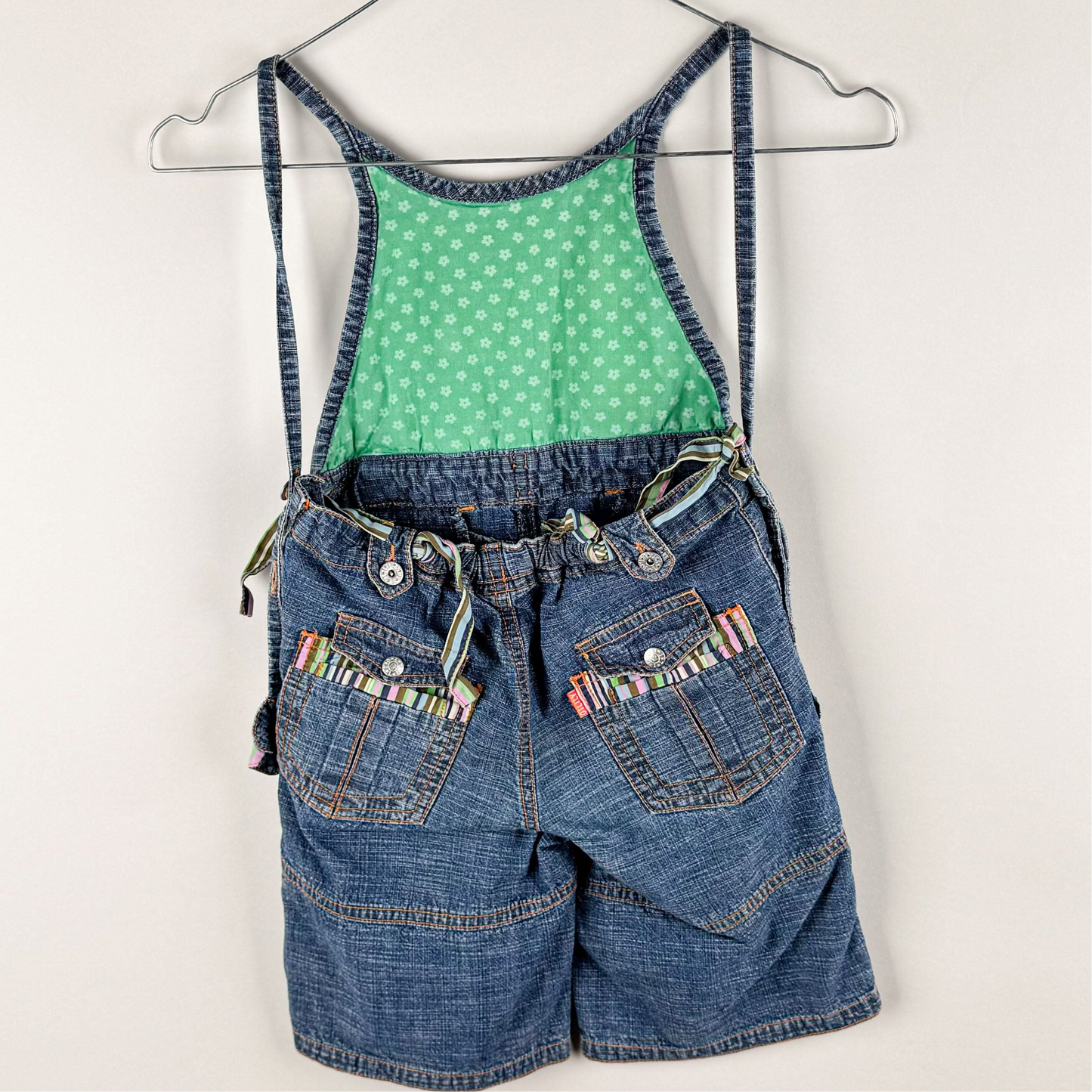 Shortalls, Overall in blue and red