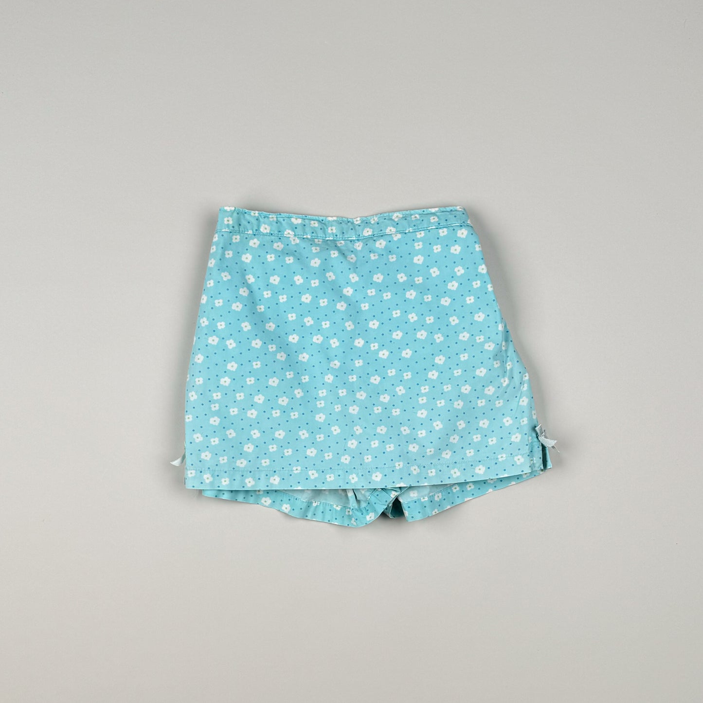 Shorts / Skirt in blue, white and green