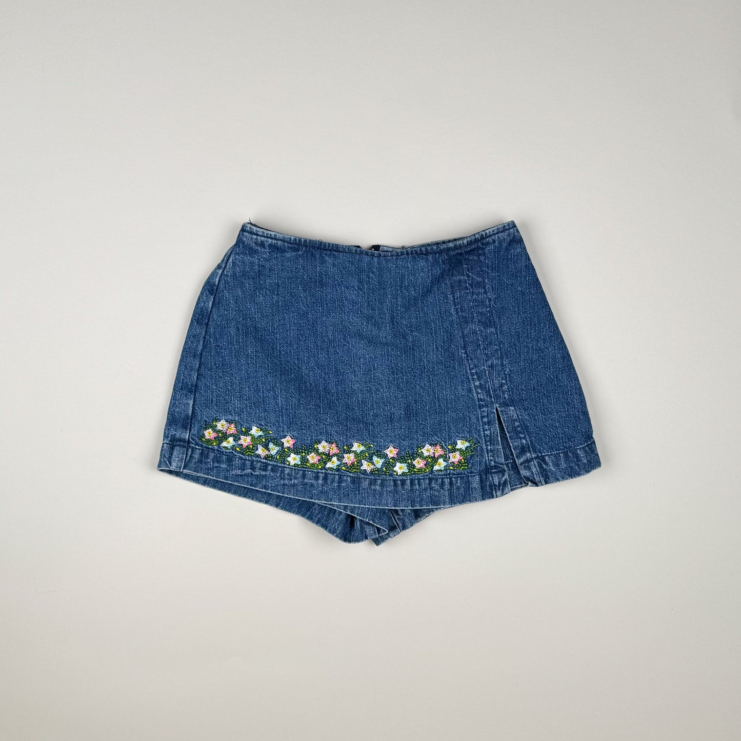 Denim Shorts / Skirt in blue and multi