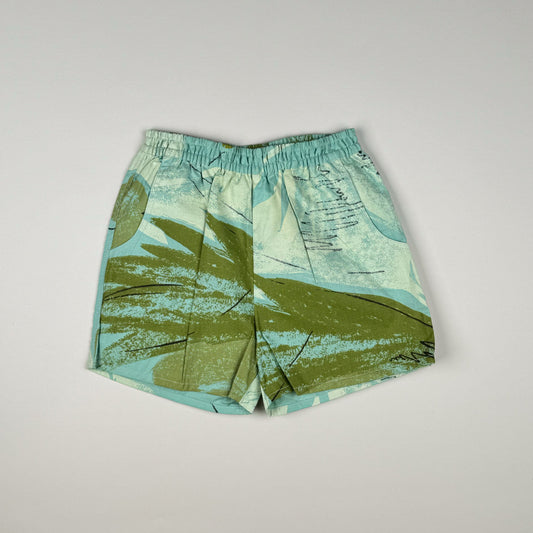 Short in green and blue