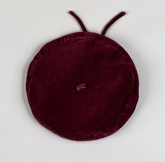 Barét with Embroidery