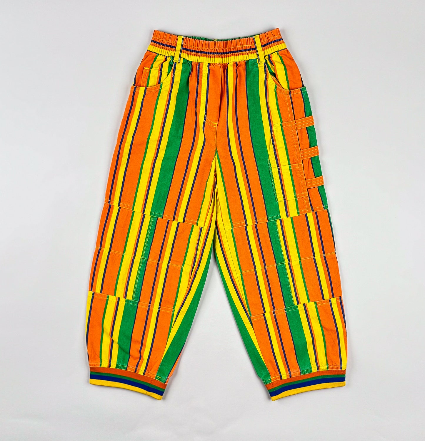 Baggy Pants in orange, yellow and green