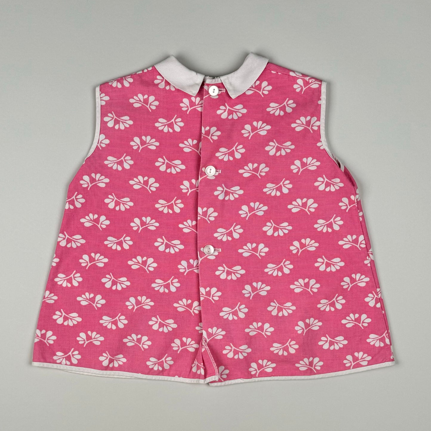 Top in pink and white