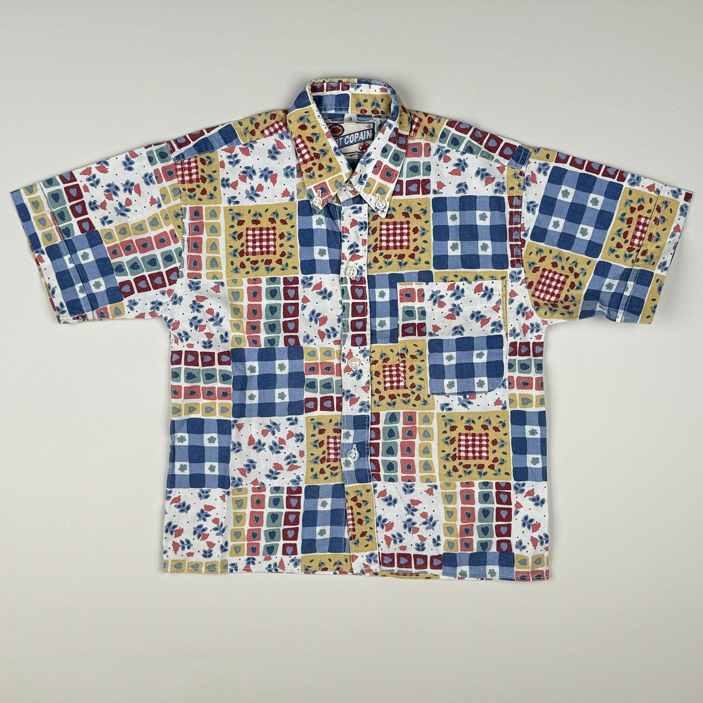 Short Sleeved Shirt in multi, blue, red, yellow and white