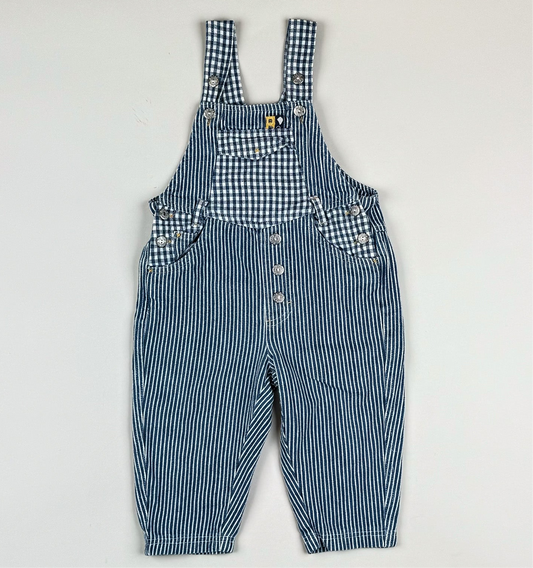 Overalls in blue and white