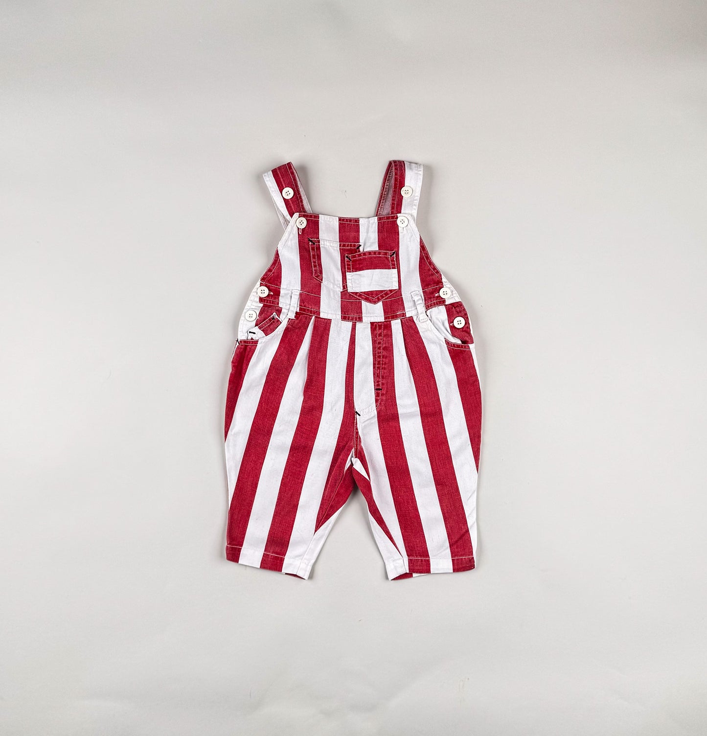 Overalls in red and white