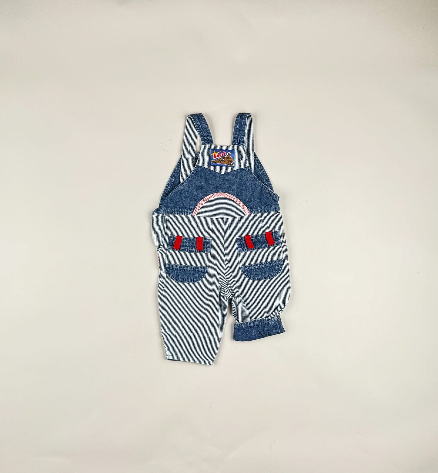 Overalls in blue and white