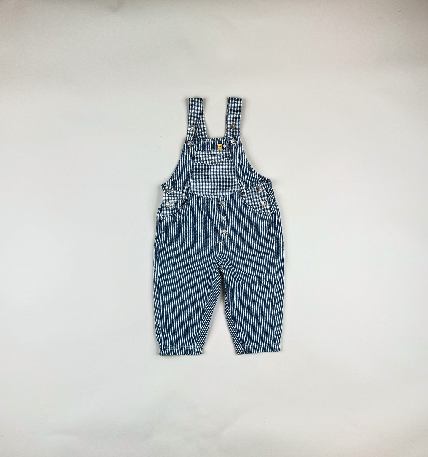 Overalls in blue and white