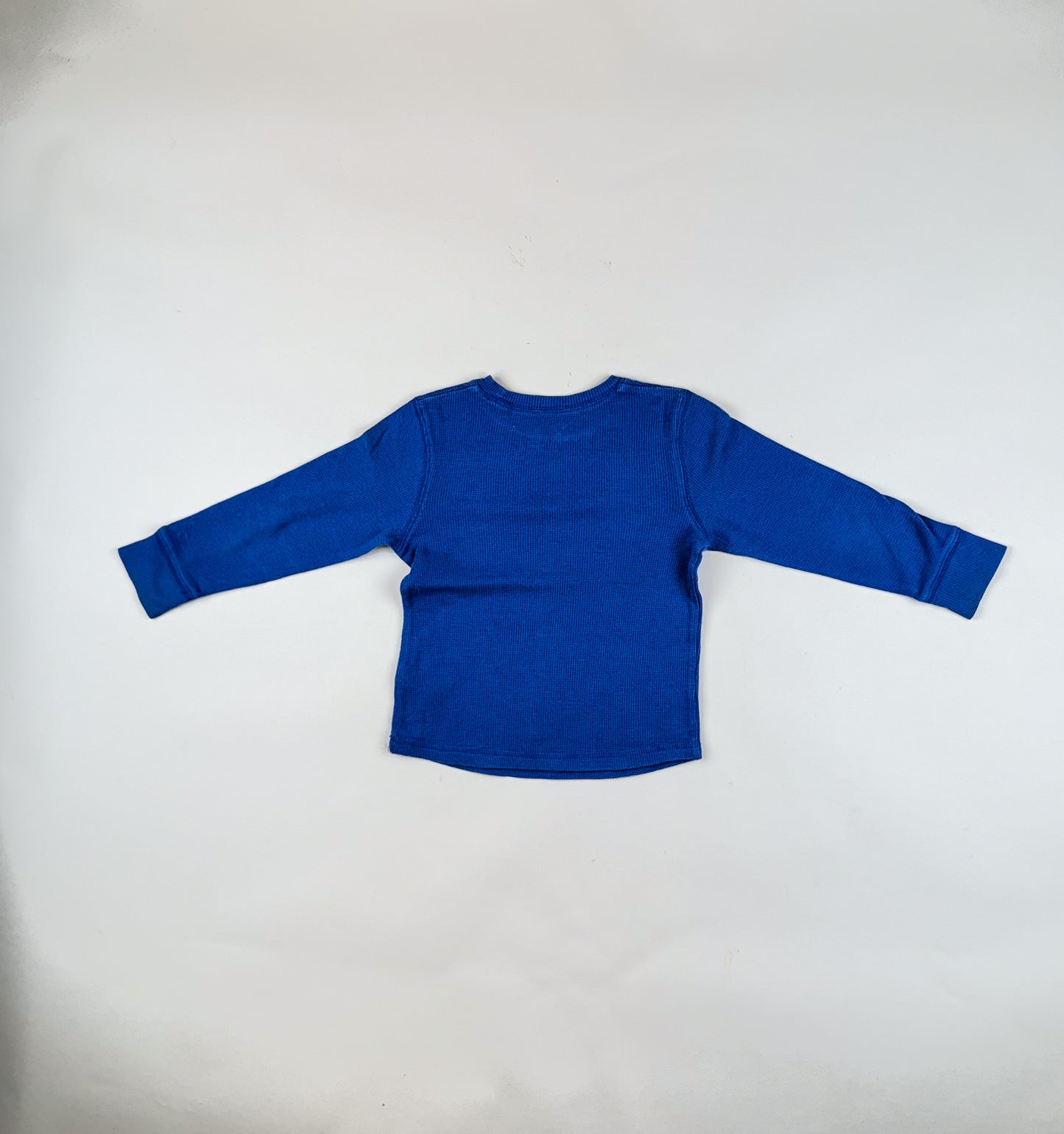 Long-sleeved waffle-knit t-shirt in blue and green