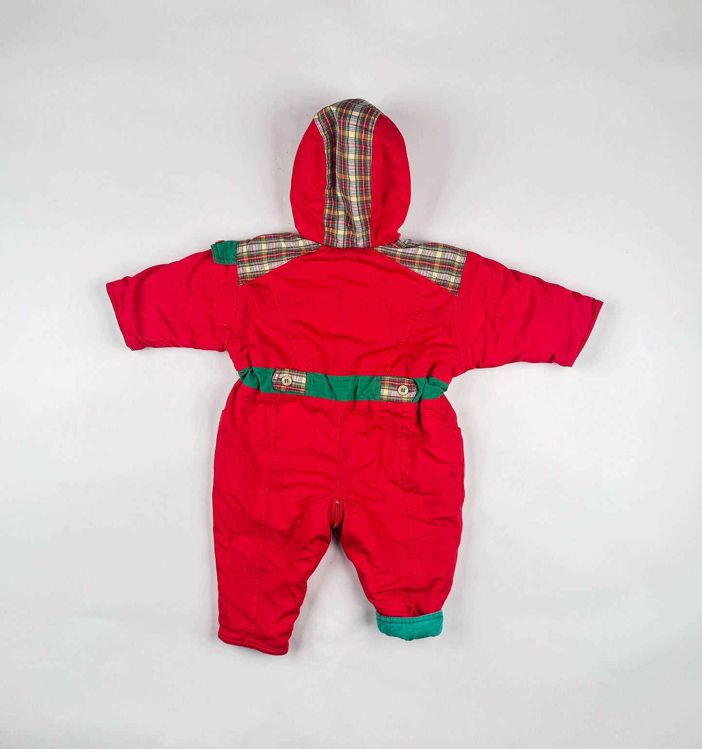 Snowsuit in red and green