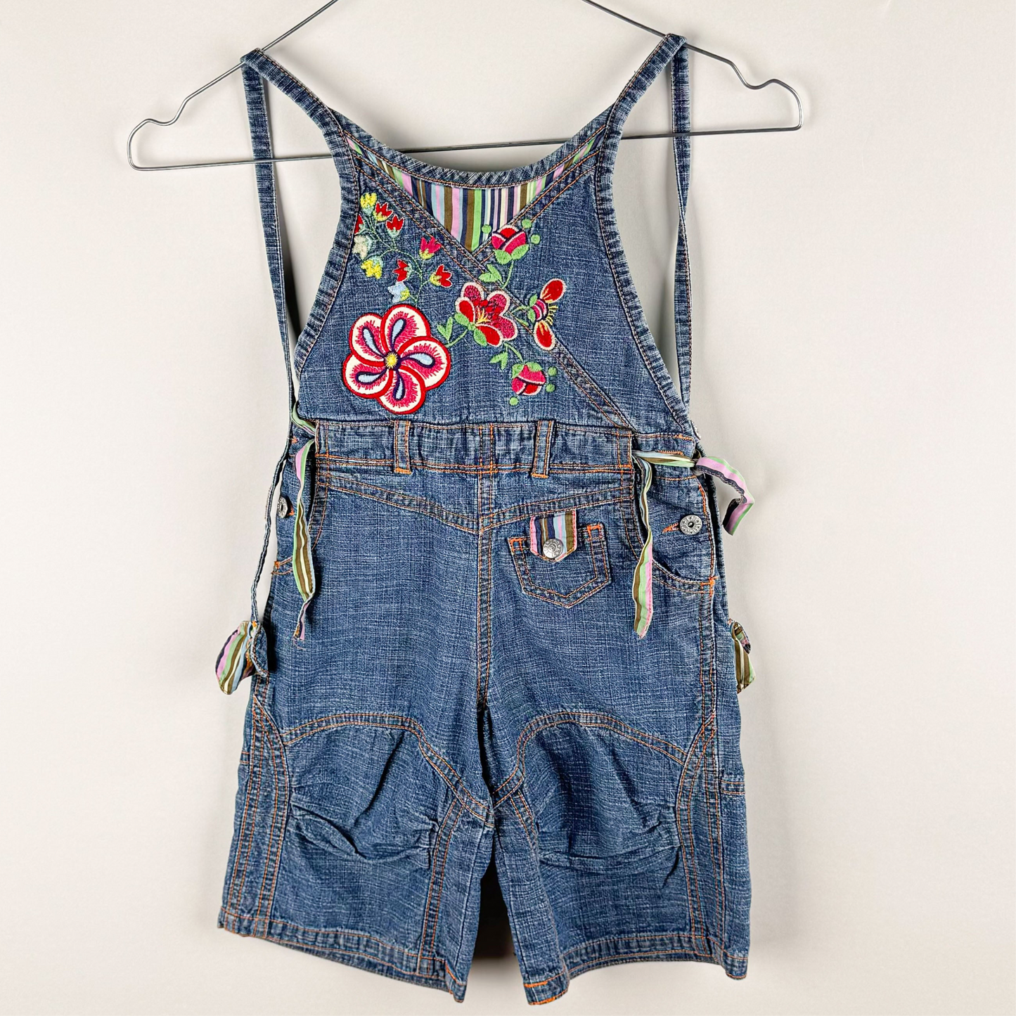 Shortalls, Overall in blue and red