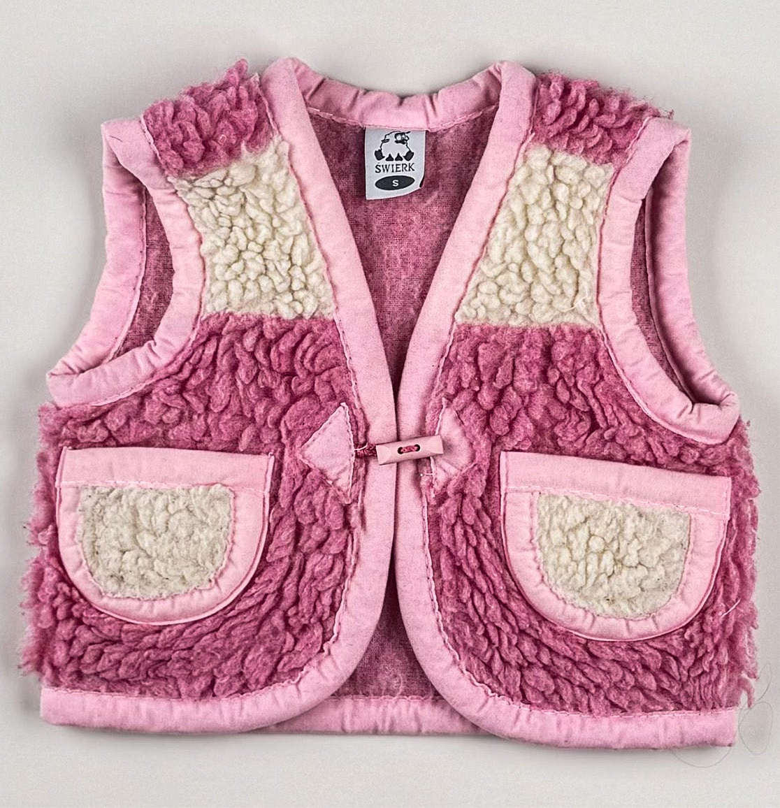 Wool Vest in pink